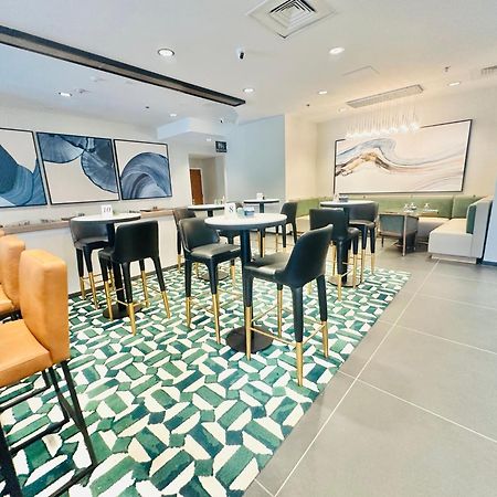 Delta Hotels By Marriott Колониал Хайтс Екстериор снимка