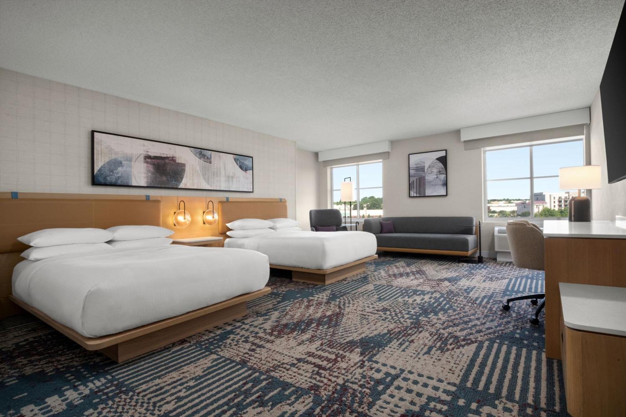 Delta Hotels By Marriott Колониал Хайтс Екстериор снимка